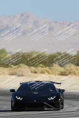 media/Oct-24-2025-Doghouse Garage (Fri) [[783d2ff07a]]/3-Intermediate/Session 2 (Turn 10)/